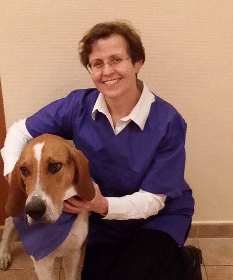 Tierarzt Dr. Margot Stampka Tierarzt Dr. Margot Stampka mit Hund Percy